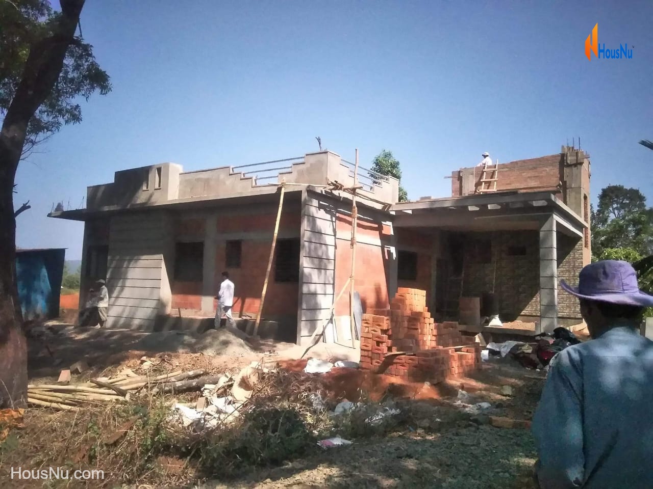 Modern prefab house under construction_Tushar_Yesare_2