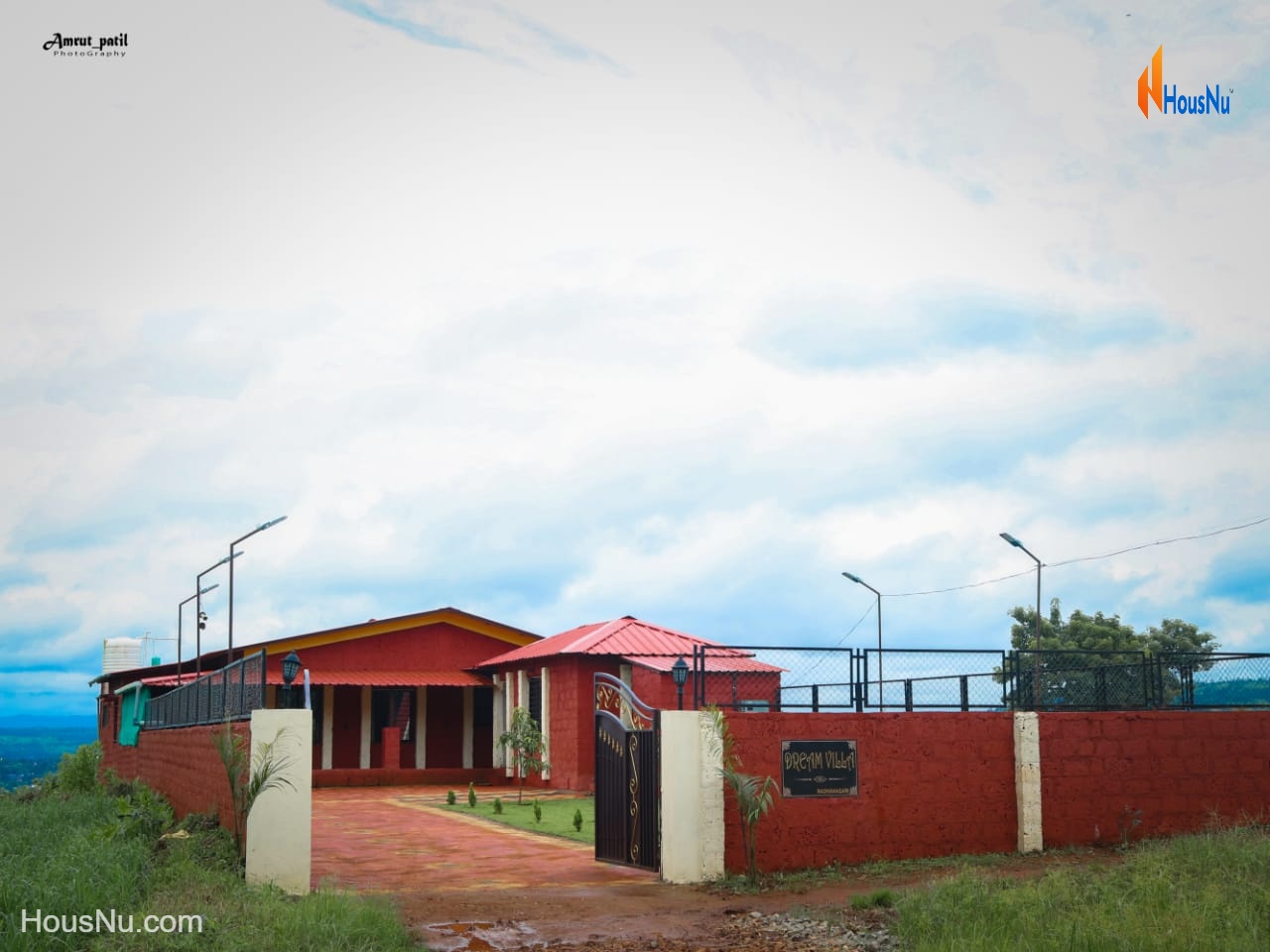 Modern prefab house under construction_Tushar_Yesare_7