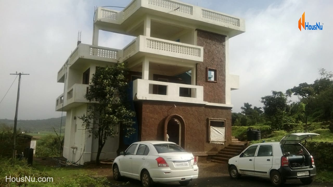 Modern prefab house under construction_Tushar_Yesare_6